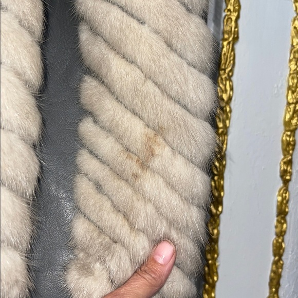 Vntge Mink Fur Coat – Horizontal Chevron Let-Out Construction Silvery Taupe. S/M - Picture 5 of 7
